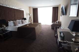 Отель Маристелла Морская Резиденция Одесса Двухместный номер Делюкс с 1 кроватью или 2 отдельными кроватями и видом на море-2