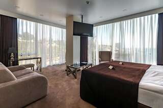 Отель Маристелла Морская Резиденция Одесса Стандартный двухместный номер с 1 кроватью или 2 отдельными кроватями и видом на море-6